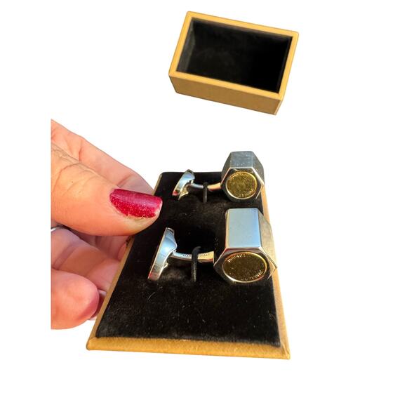 Burberry NWT Bolt Cufflinks in Palladium/Dark Brass - Picture 3 of 9